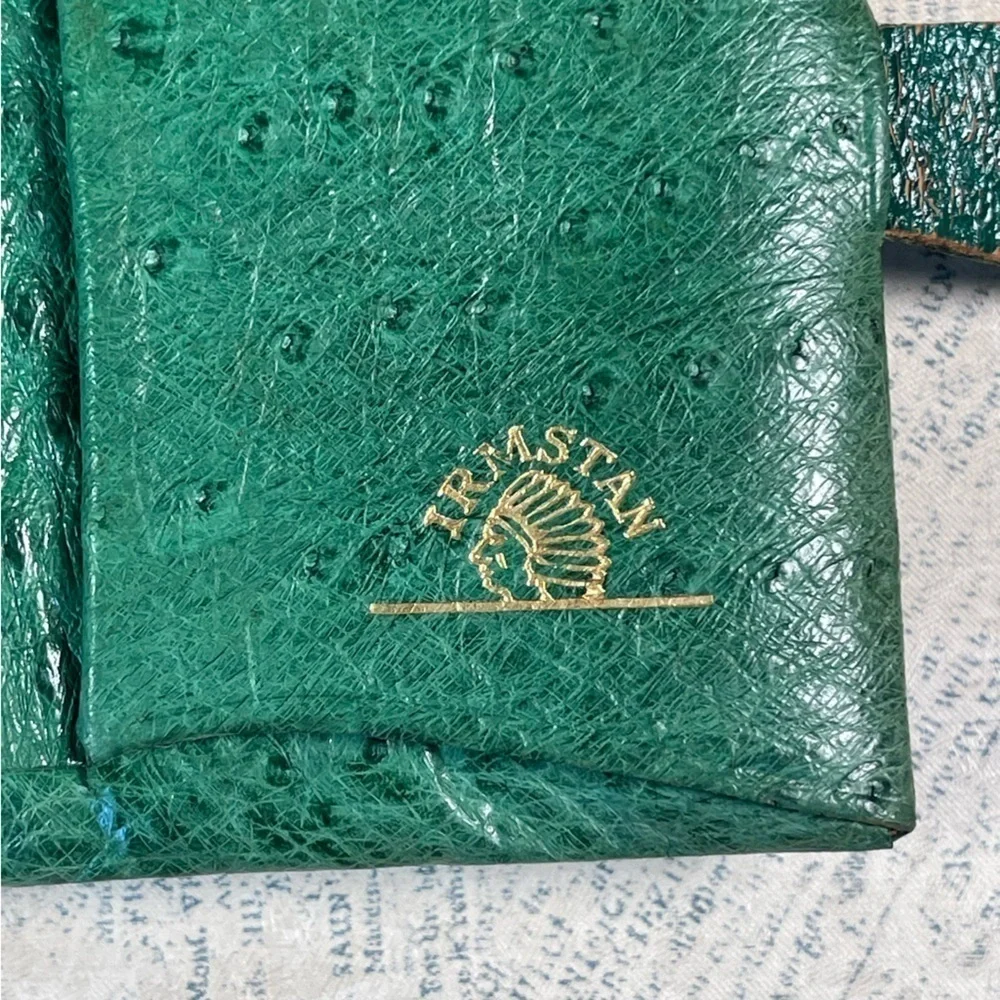 IRMSTAN Vintage bifold green ostrich leather